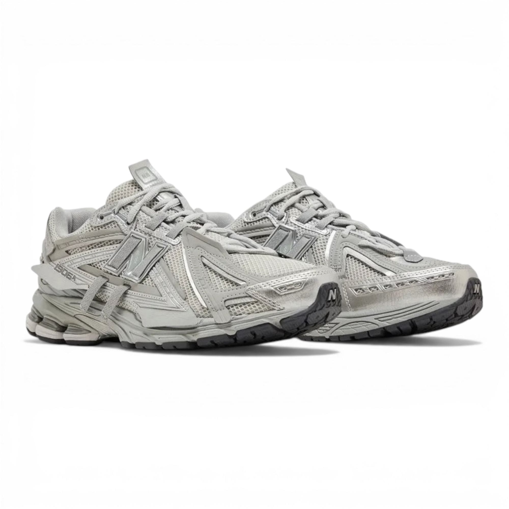 NEW BALANCE 1906A Concrete Silver Metallic