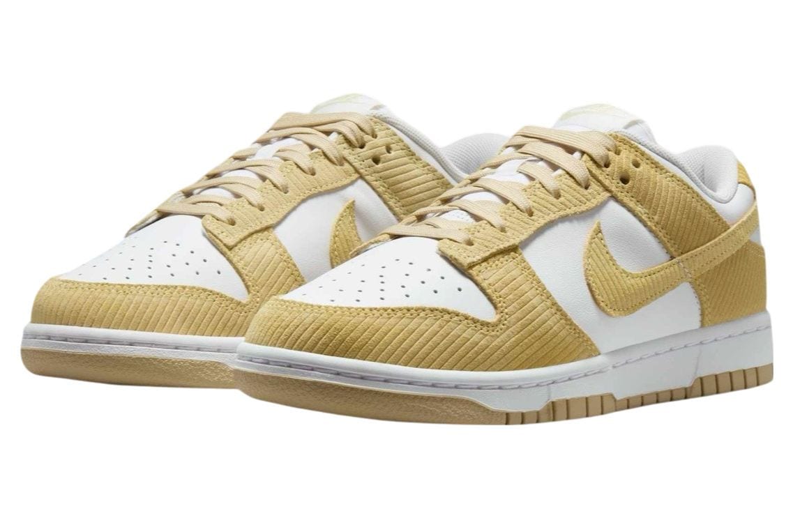 NIKE Dunk Low Alabaster Corduroy