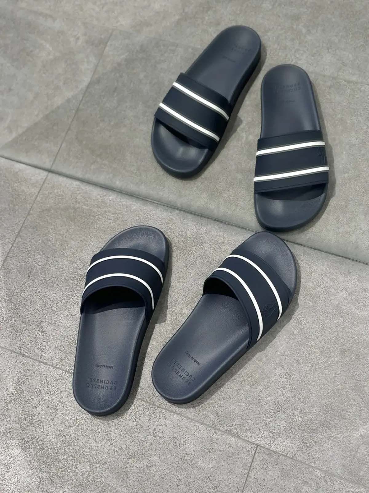 Brunello Cucinelli Шлепанцы из резины Синий
