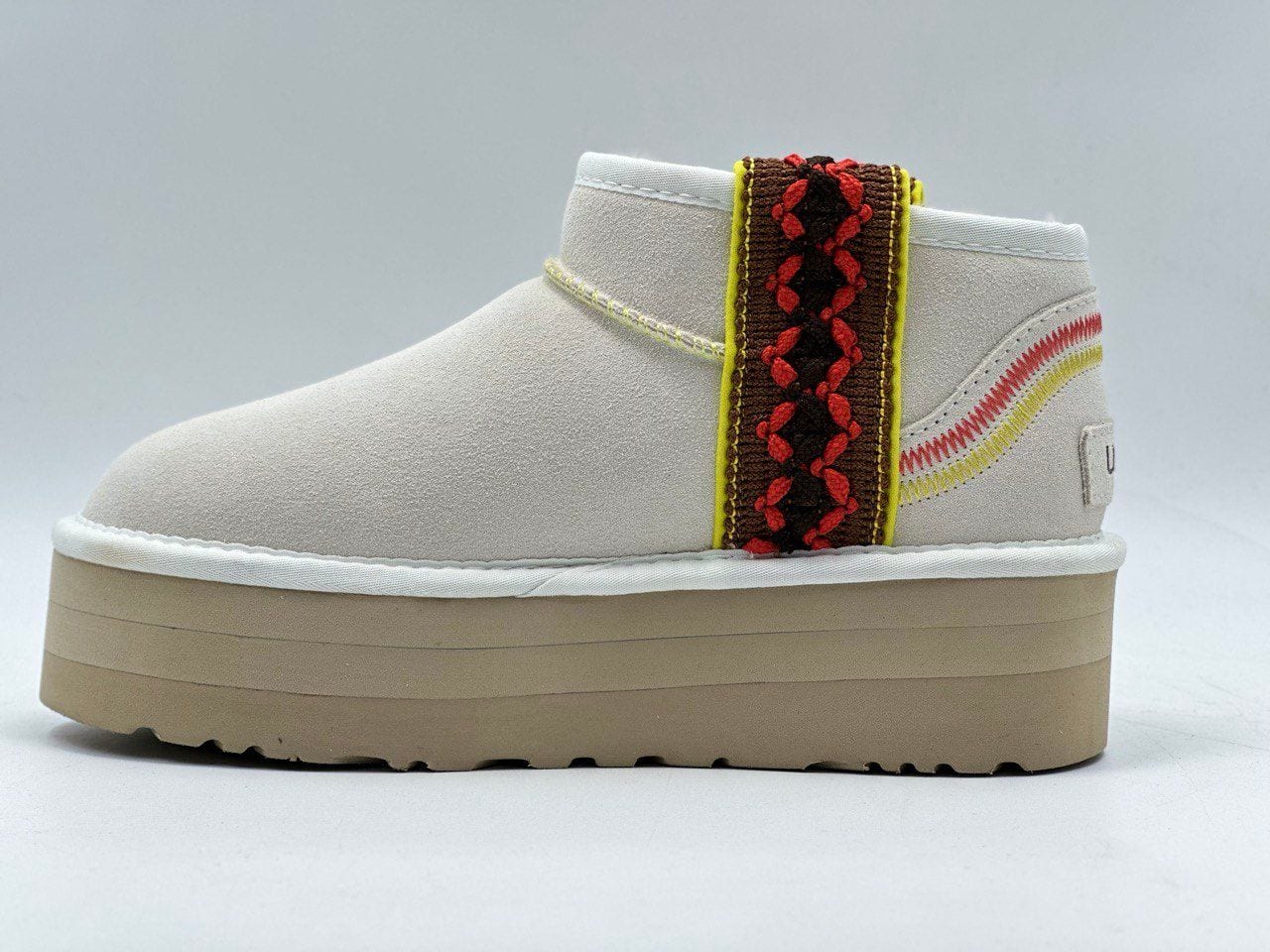 Classic Ultra Mini Braid Plat Boot White