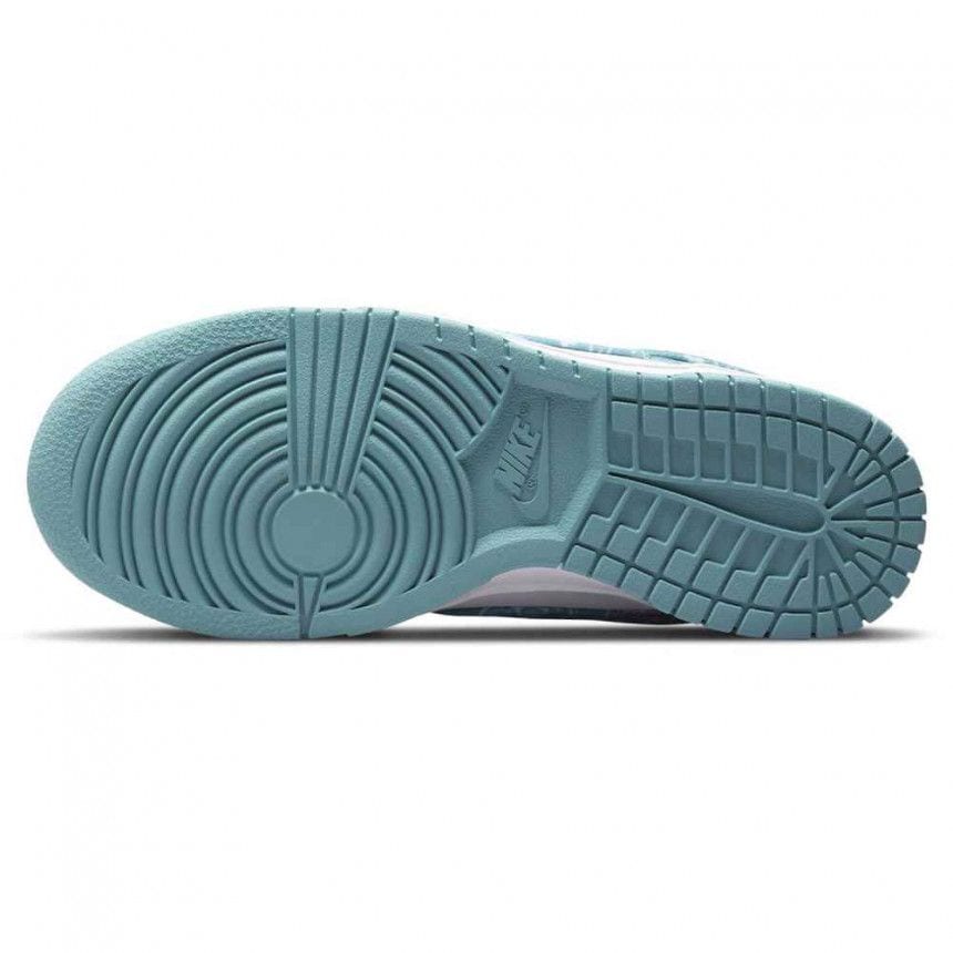 NIKE Dunk LOW Essential Paisley Pack Worn Blue