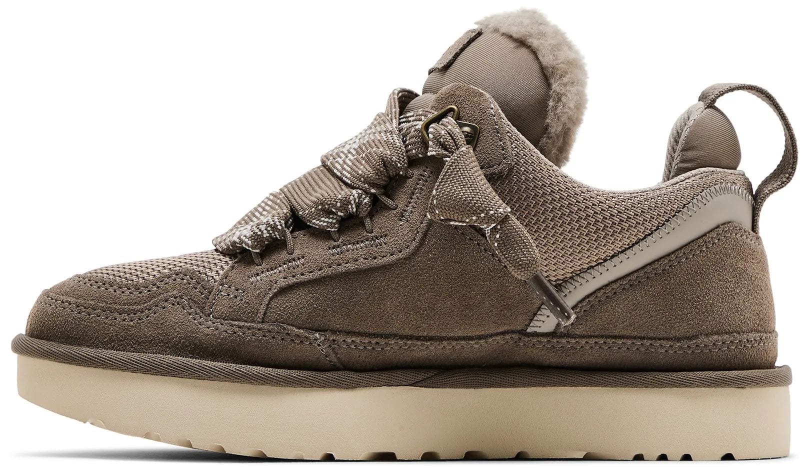 Lowmel Trainer Smoke Plume