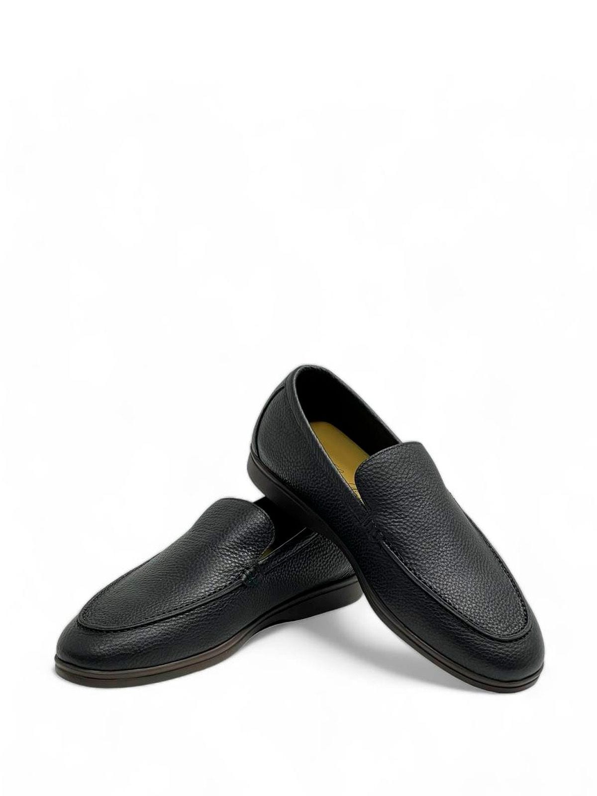 Loro Piana Лоферы из кожи Черный