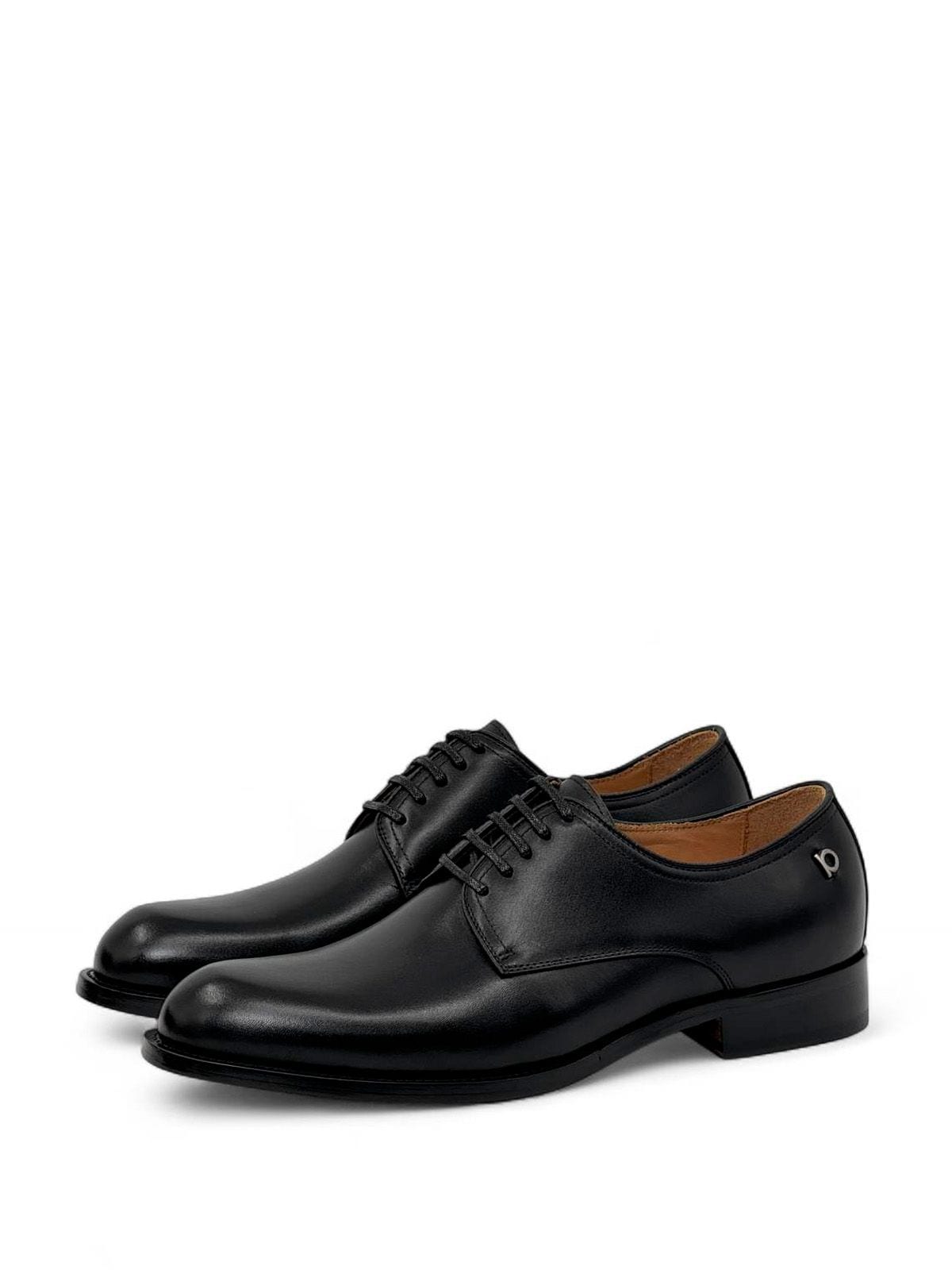 Salvatore Ferragamo Туфли из кожи Черный