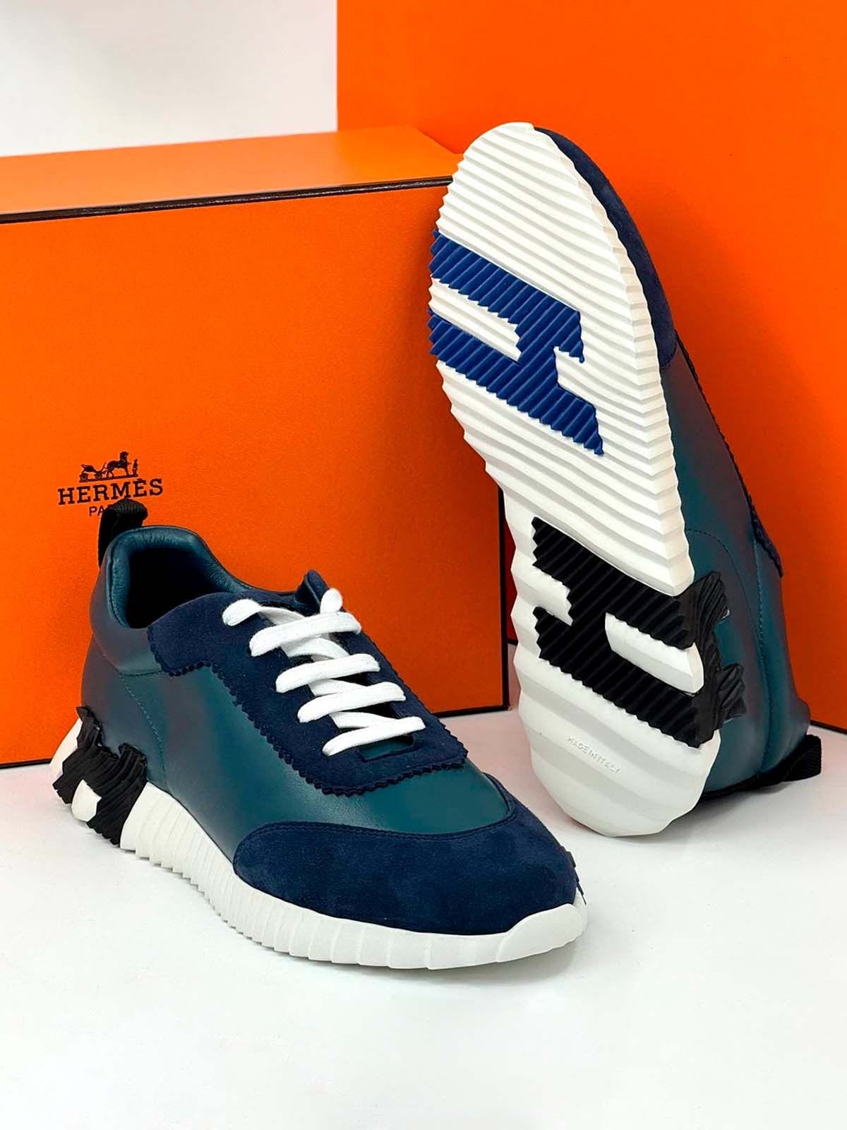 Hermes Кроссовки из кожи и замши Зеленый
